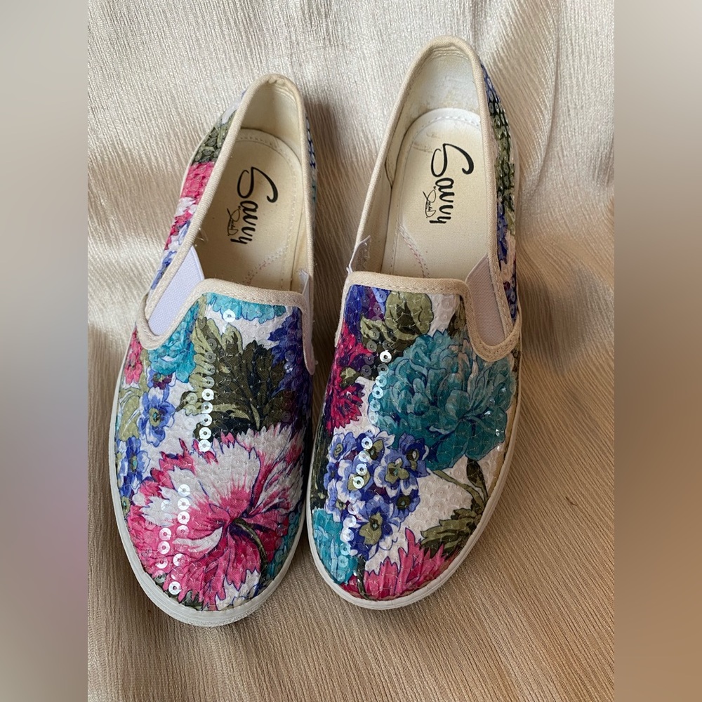 Savvy by Jackie D Floral Sequences Slip on Shoes Sz 7